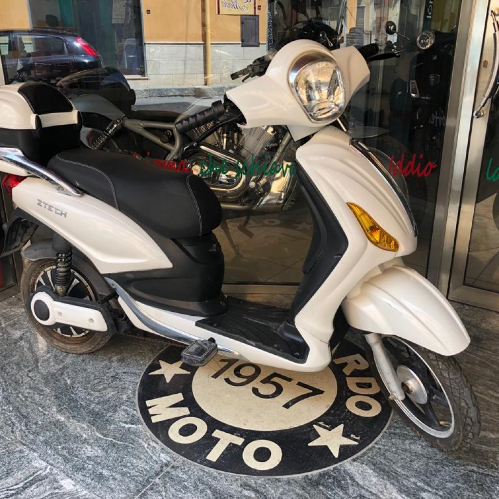 Blocca ruota moto - Accessori Moto In vendita a Ferrara